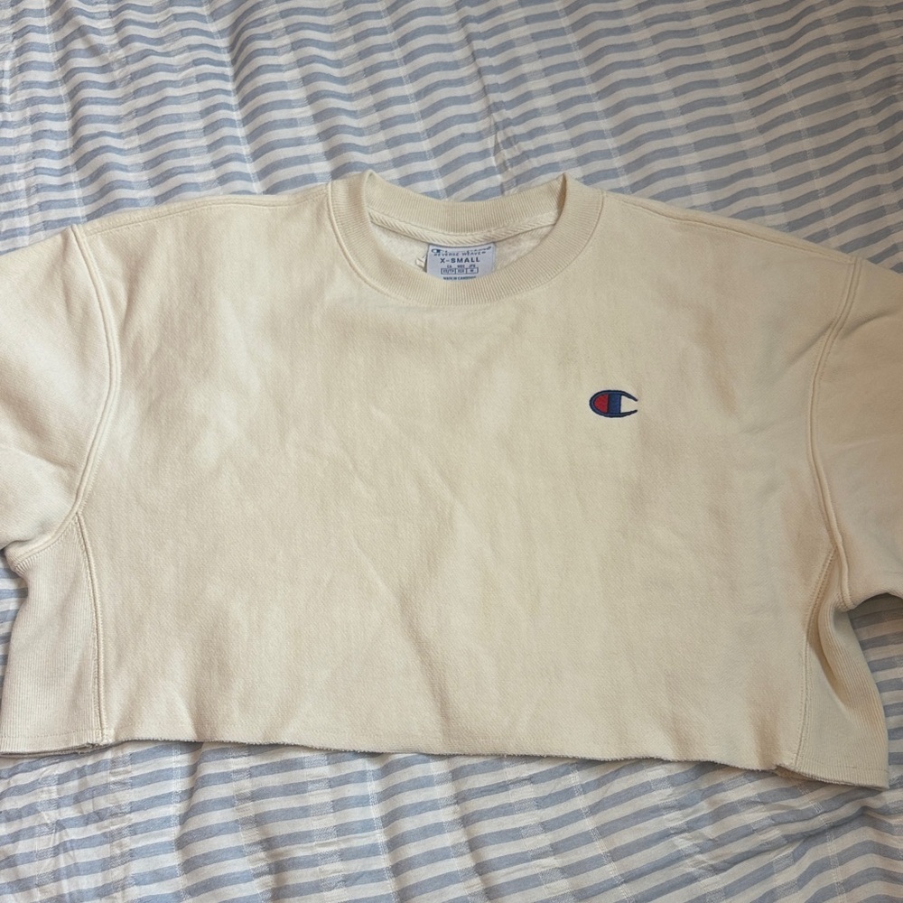 Champion Off White Cropped Reverse Weave Sweatshirt